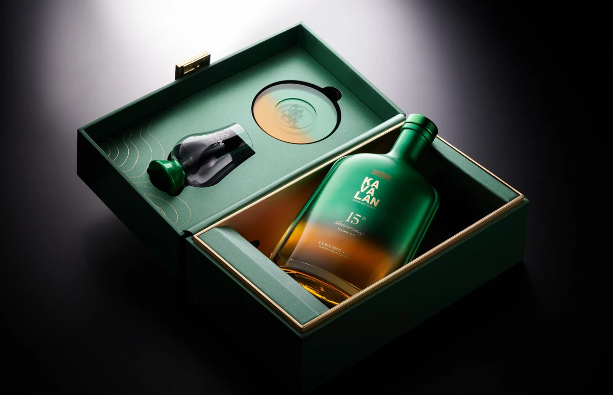 Kavalan 15YO 2009 15th Anniversary Ex-Bourbon Single Cask 1