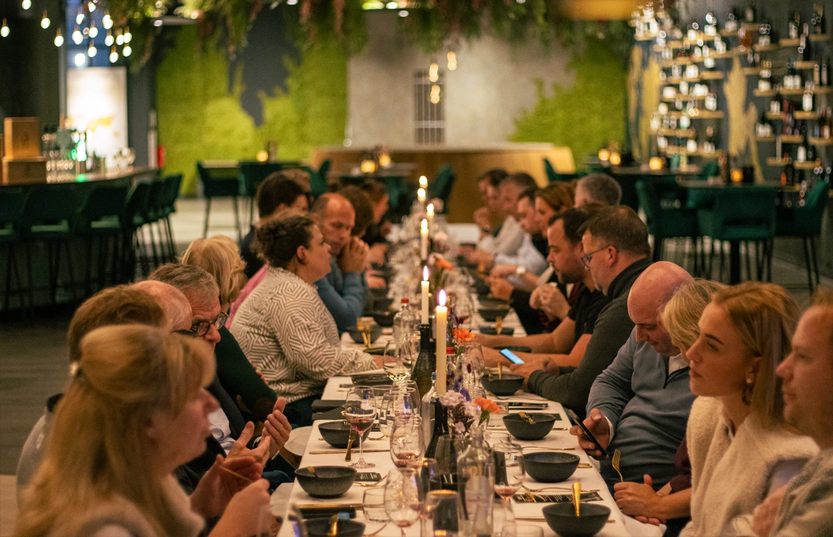 Tweede gang: Rosso di Montalcino en tortellini op Bellussi & Belpoggio diner in het Experience Centre   2