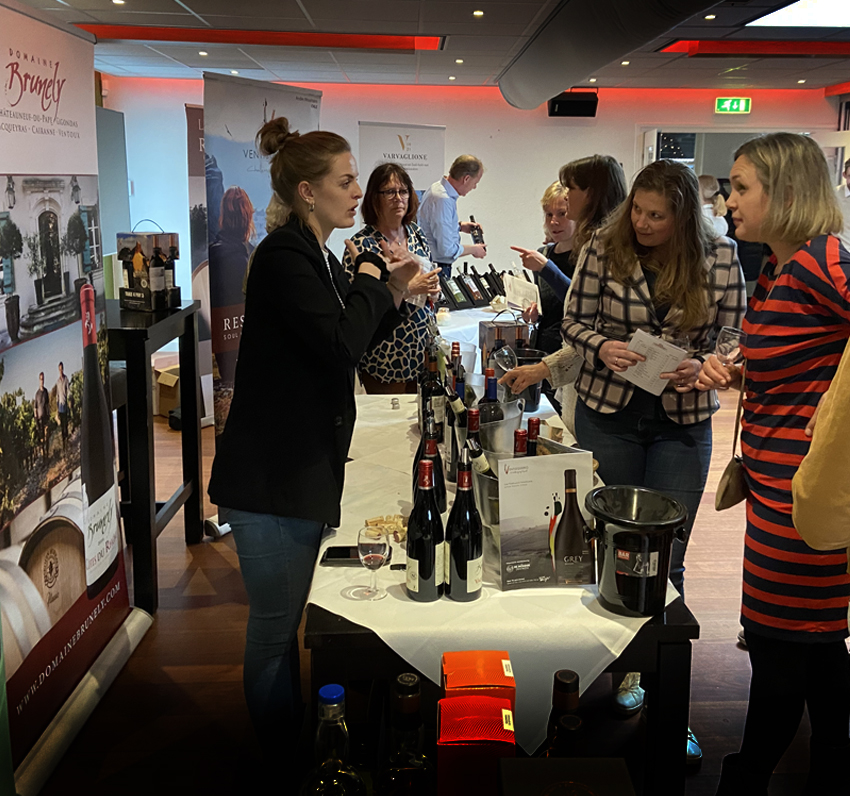 Wijn proeven bij Slijterij Herfkens in Heerde