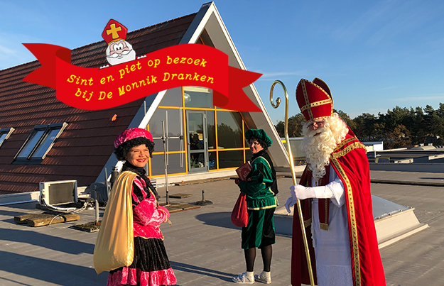 Sint en 2 Pieten op bezoek bij De Monnik Dranken