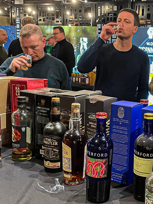 Proeven tijdens Whisky Weekend Twente 2023