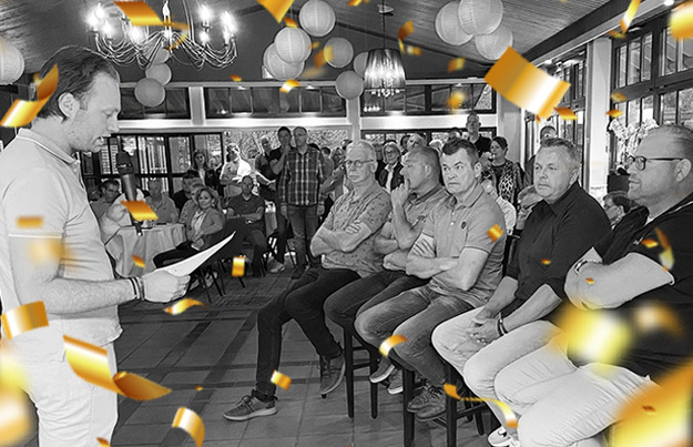 Mooi feest ter ere van onze 5 jubilarissen bij De Monnik Dranken