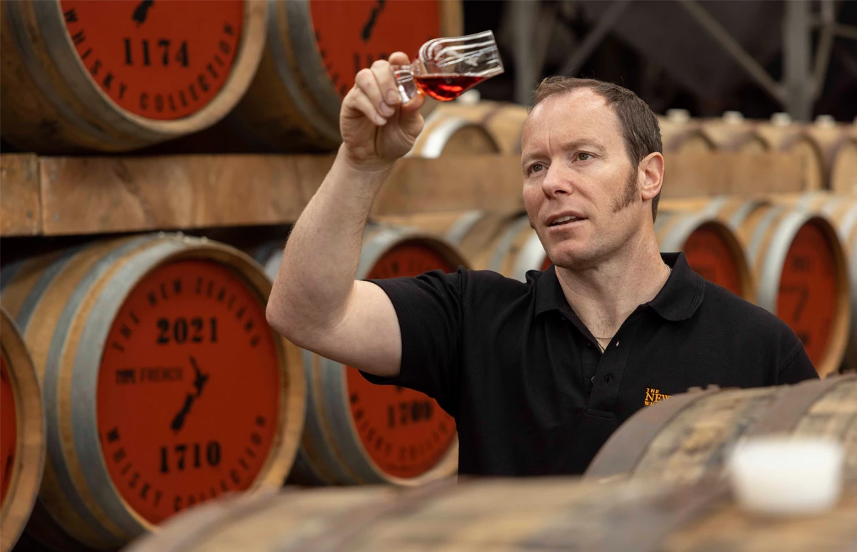 Michael Byars is general manager en head distiller van The New Zealand Whisky Company 