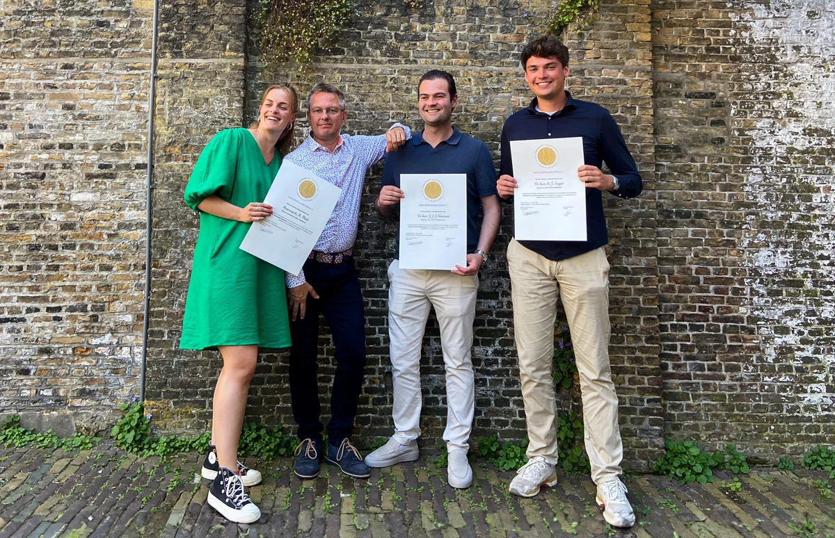 Karlijn Vink is op dit moment de jongste Vinoloog en Liquorist van Nederland