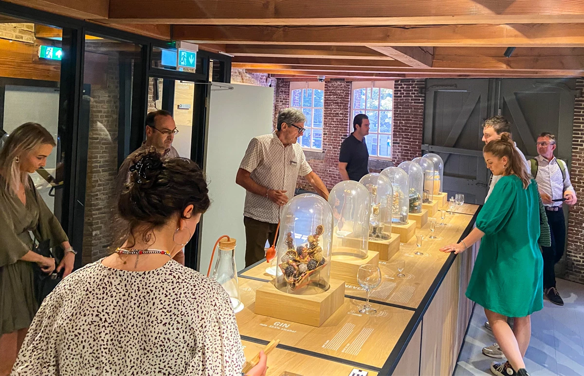 Theorie en praktijk Liquoristen opleiding van de Wijnacademie