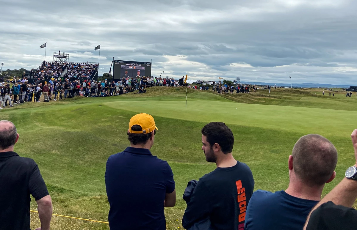 De drankenspecialisten van De Wereld van Dranken brachten een bezoek aan de Royal Troon Golf Club en de stad Glasgow