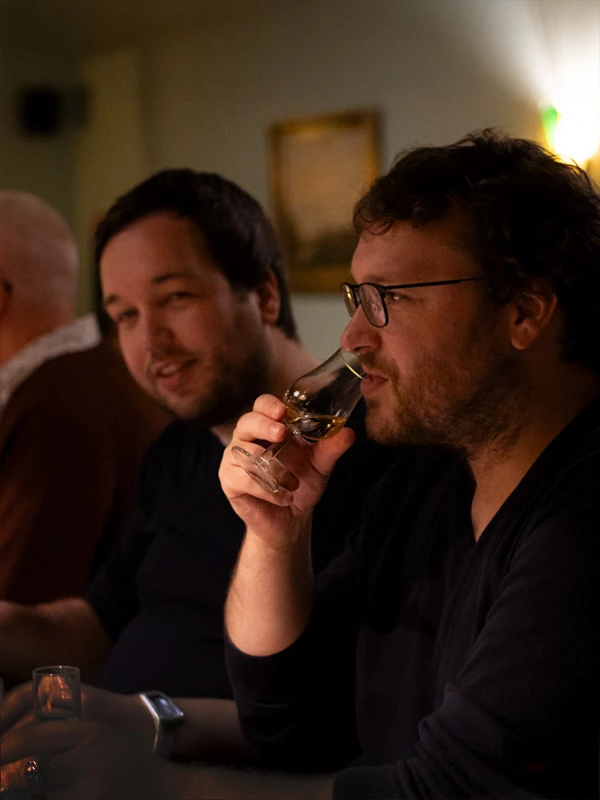 Sfeer bij whiskyproeverij Slijterij Berendsen in Enschede 6