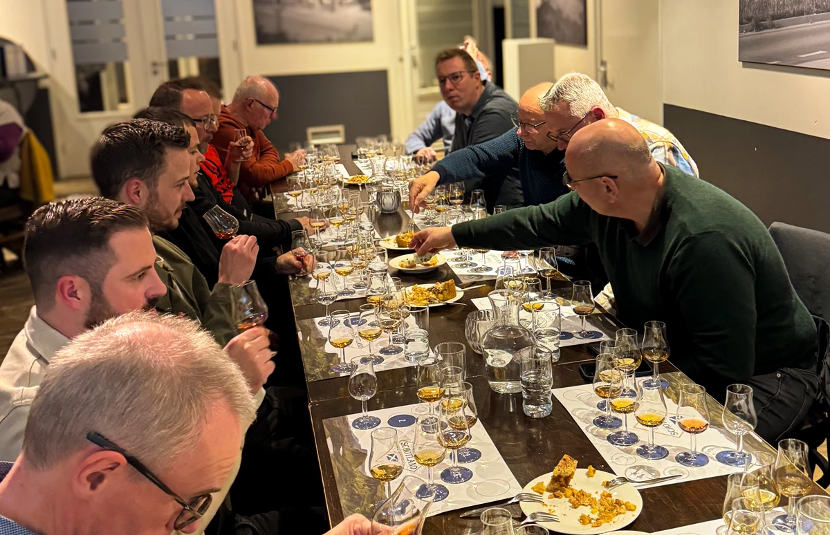 Whiskyproeverij Slijterij Mans in Margraten - Rondje Schotland