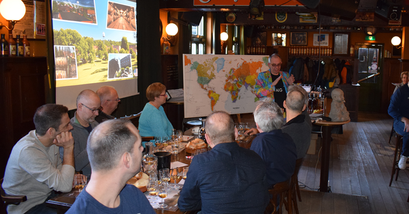 Goldlys 14 Years Old Burgundy Finish valt in de smaak op World Whisky Tasting in Cuijk