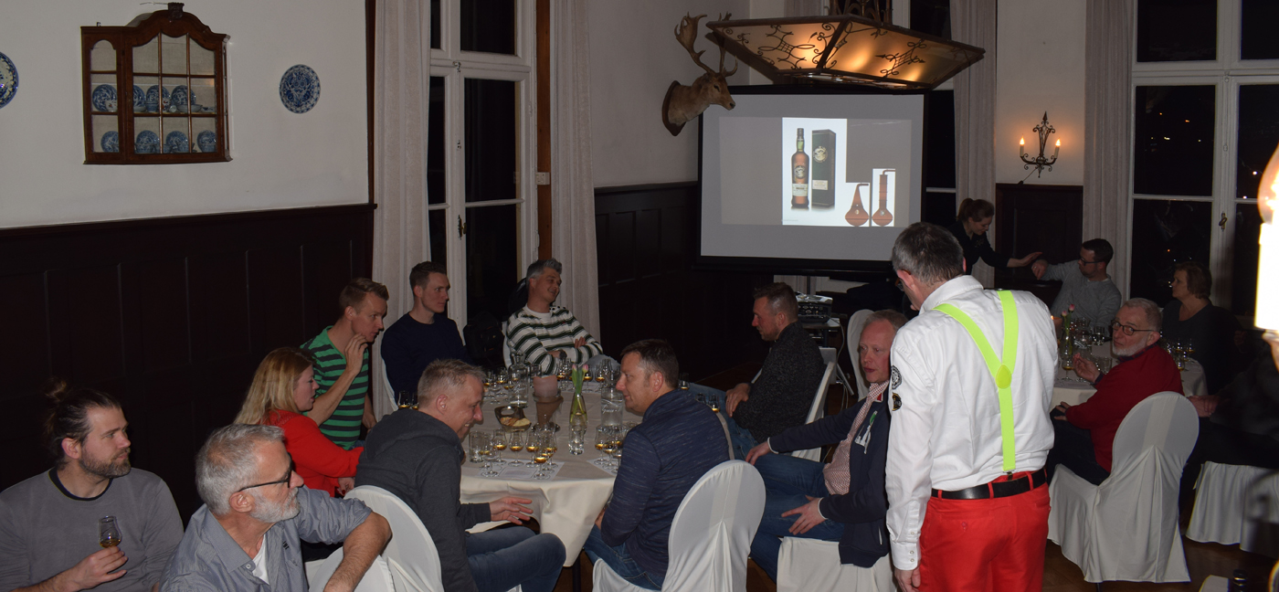 Whiskyliefhebbers Ede leren over Kapitein Haddock, Loch Lomond en het monster van Loch Ness
